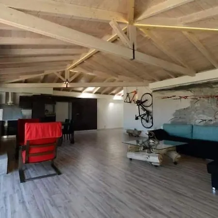 Wood Metal Glass Kontokali