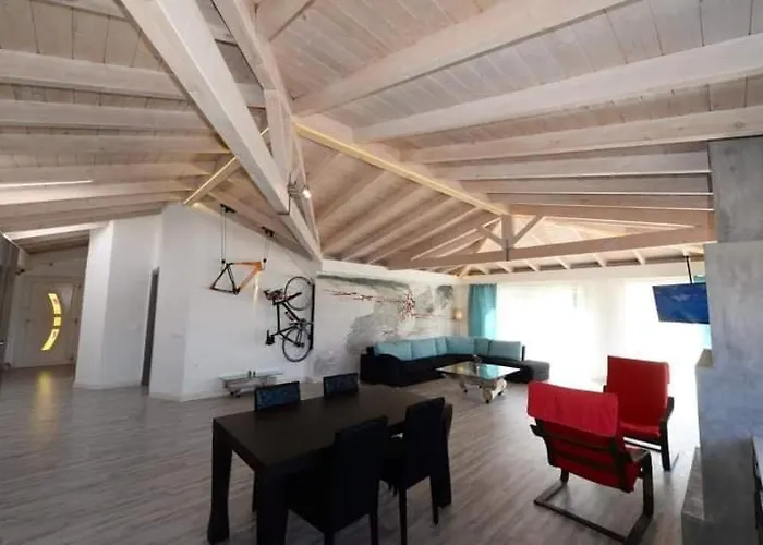 Wood Metal Glass Apartman